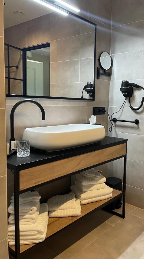 Hotel Ferme D'Ecavee Celles  Zewnętrze zdjęcie